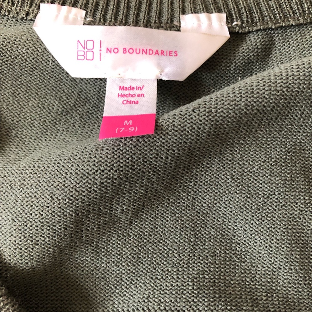 shirts - Picture 7 of 16